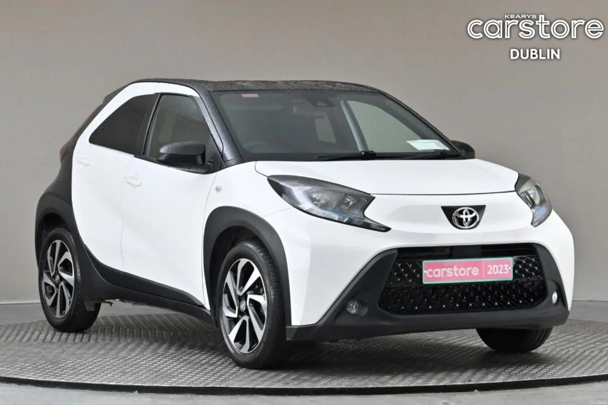 Toyota Aygo X 1.0 DESIGN S-CVT - Image 1