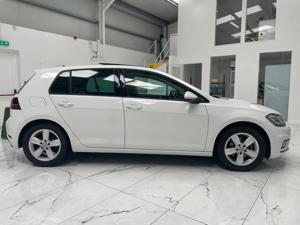 2018 Vw Golf 1.4 Tsi Highline Pan Roof/Leather - Image 3