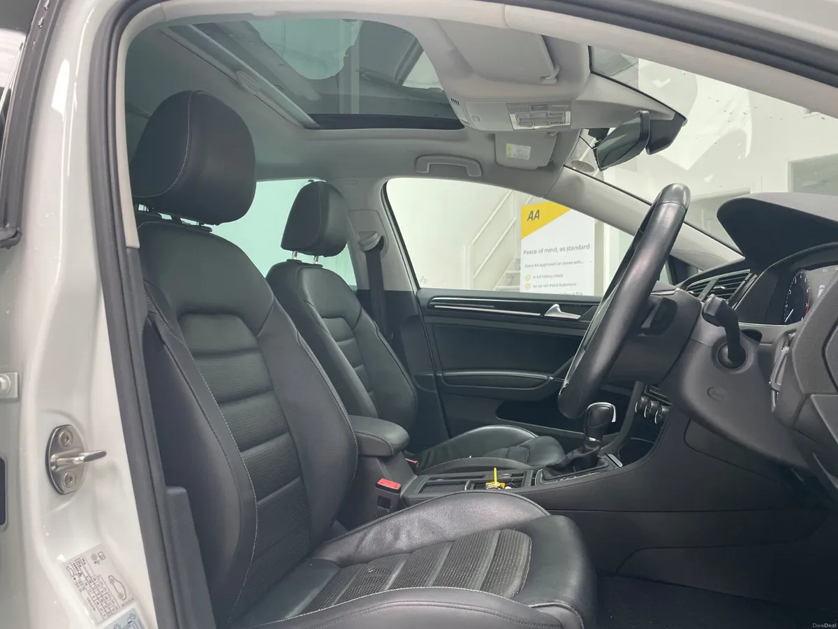 2018 Vw Golf 1.4 Tsi Highline Pan Roof/Leather - Image 3