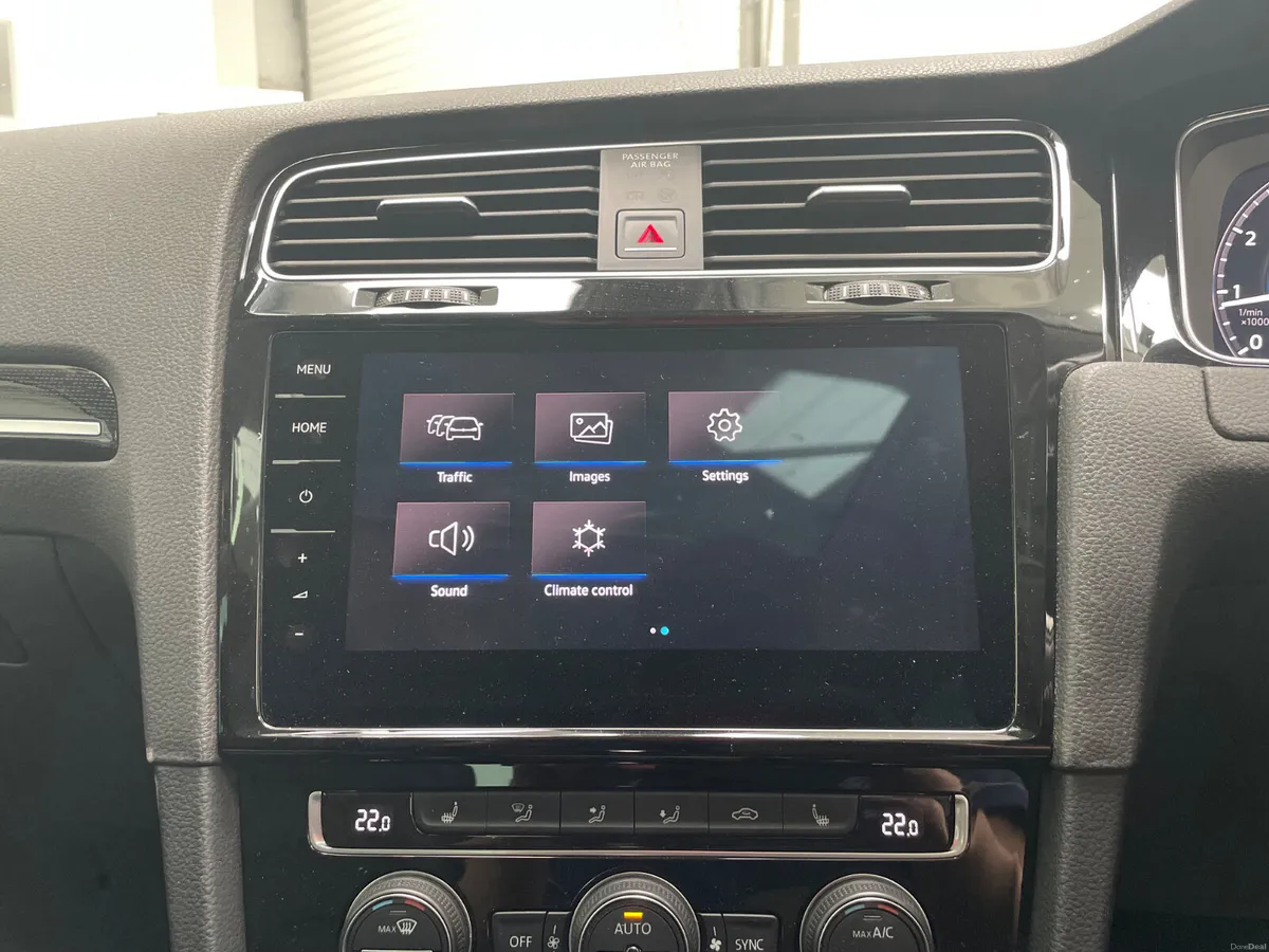 2018 Vw Golf 1.4 Tsi Highline Pan Roof/Leather - Image 6