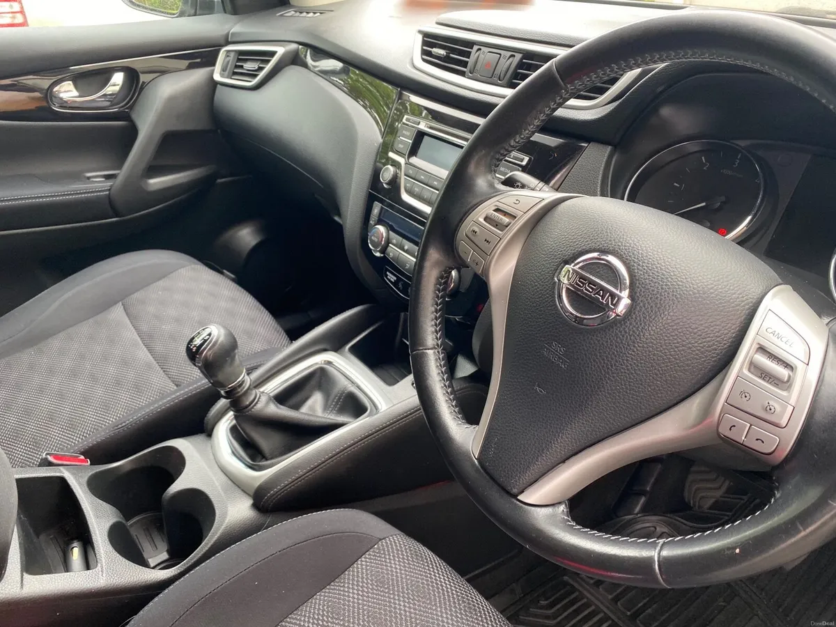 Nissan Qashqai 2017 - Image 3