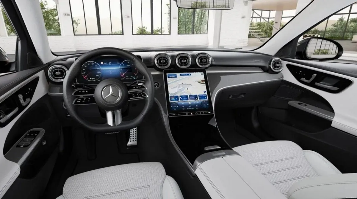 Mercedes-Benz C-Class C 200d AMG Line Plus Edition - Image 2