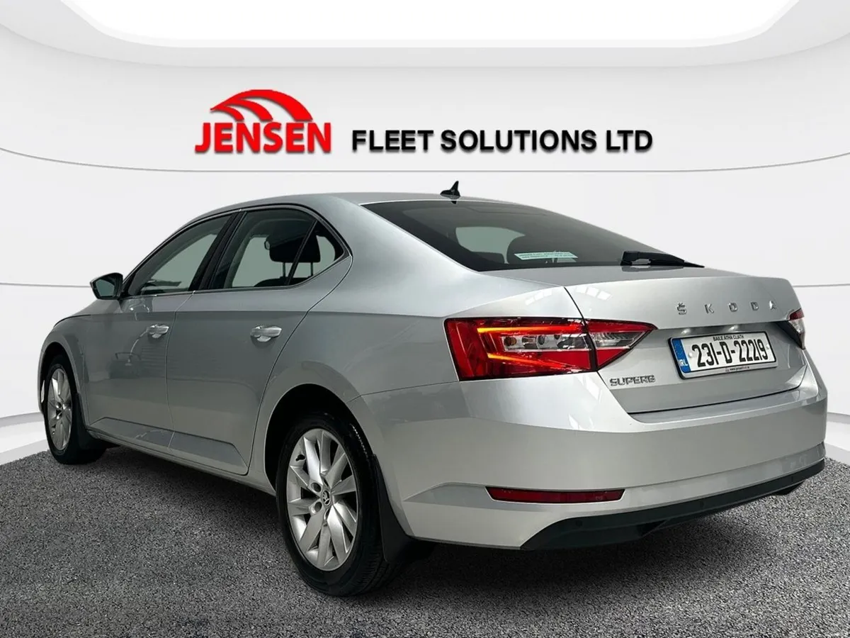 Skoda Superb Ambition 2.0TDI 150HP 6 spd manual - Image 4