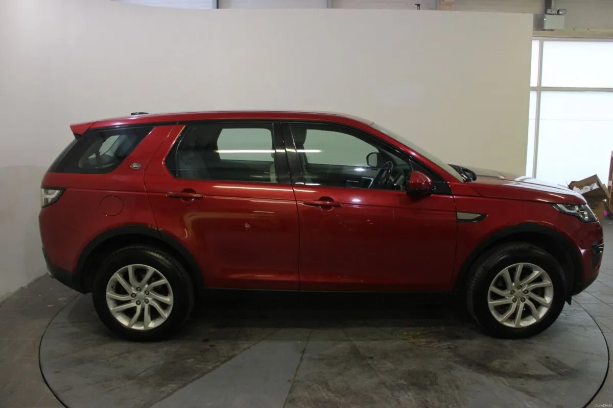 Land Rover Discovery Sport 2.0 TD4 AUTO SE 7 SEATS - Image 3