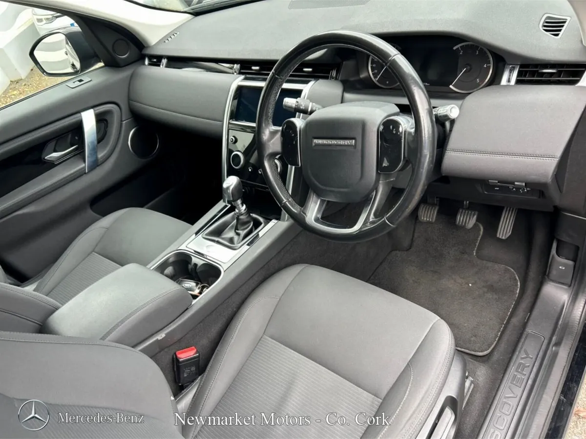 Land Rover Discovery Sport 2.0 DIESEL 150BHP 6 SPE - Image 4