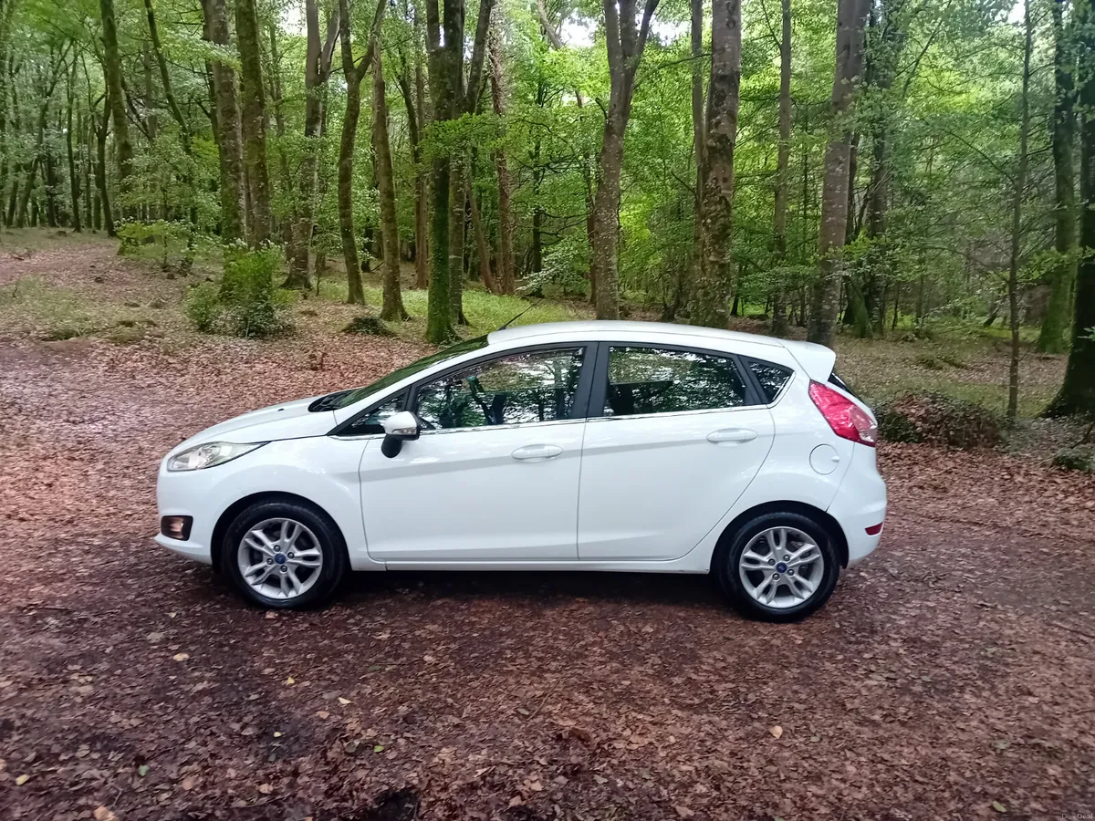 142 FORD FIESTA , 1.5 TD ZETEC 5 DOOR MANUAL. - Image 4