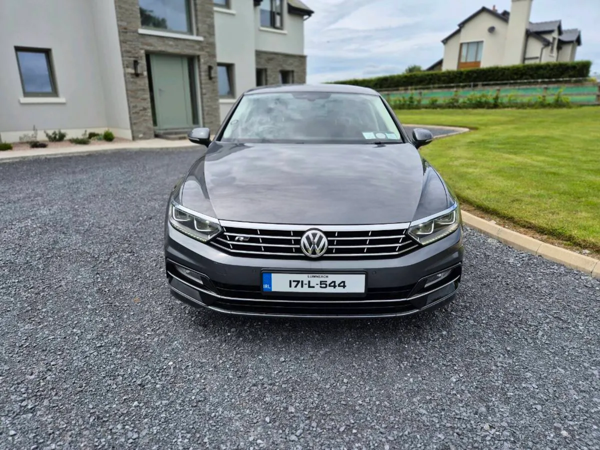 Volkswagen Passat - Image 3
