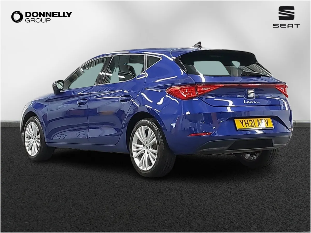SEAT Leon Hatchback SE Dynamic - Image 3