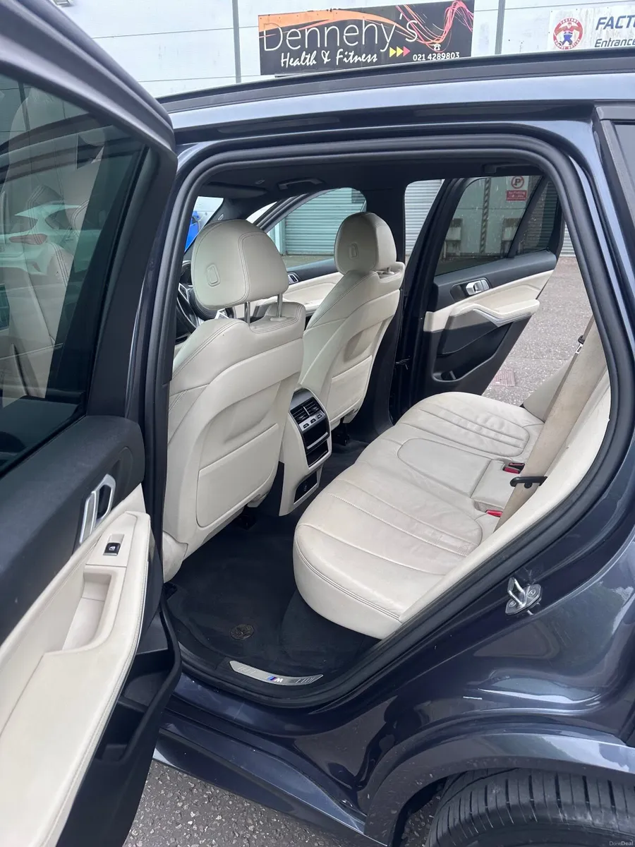 BMW X5 2019 - Image 2