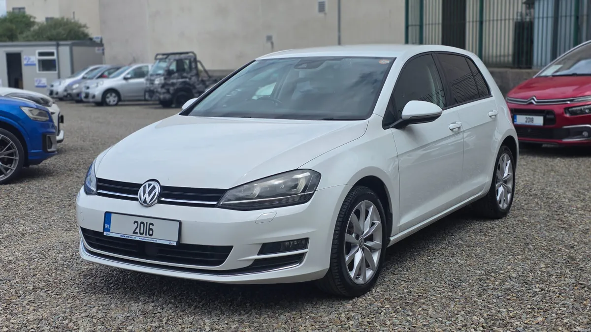 2016 VW Golf Highline DSG Automatic - Image 4
