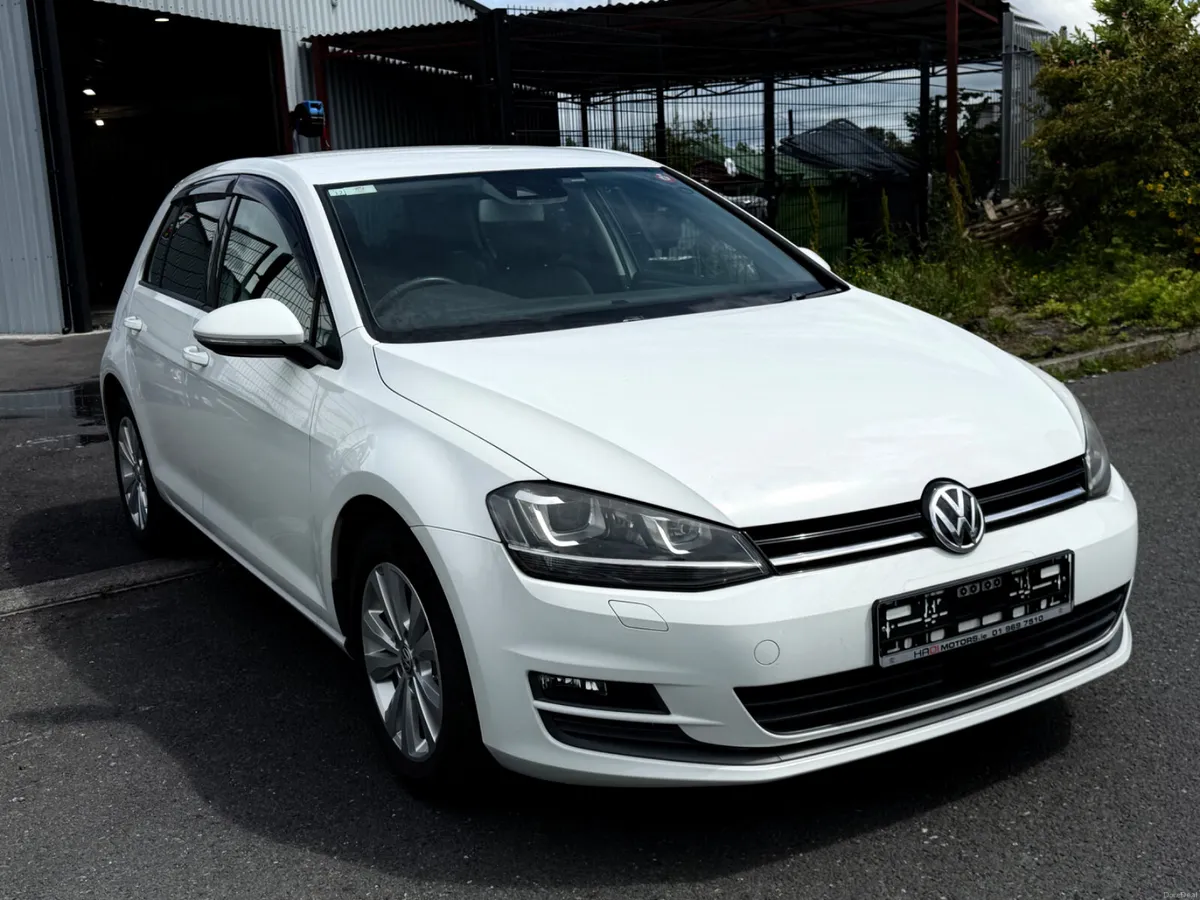 Volkswgen Golf White - Image 4