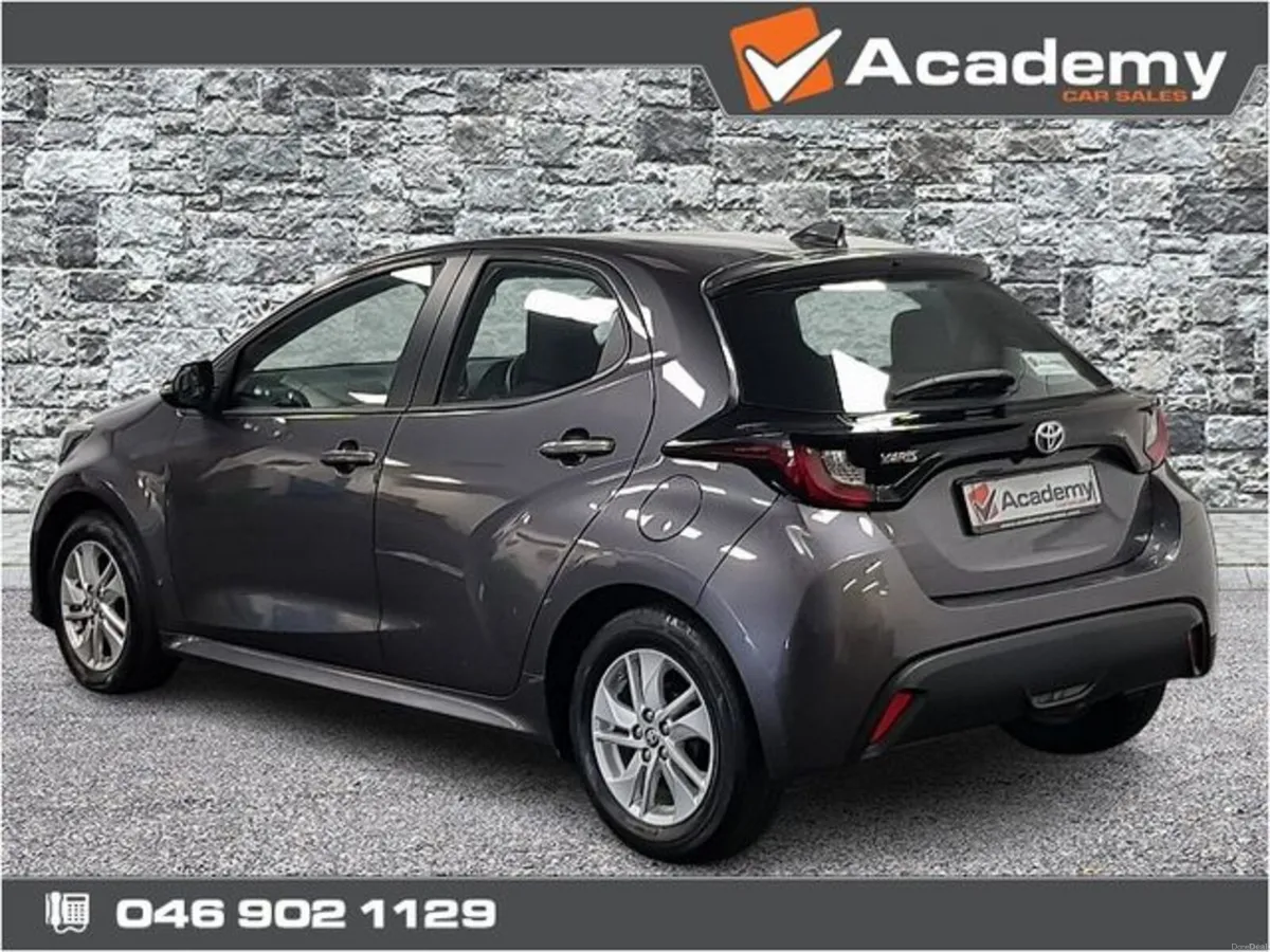 Toyota Yaris 1.0 Luna 4DR - Image 3