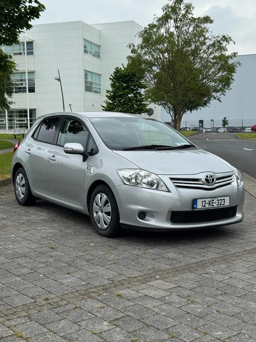 Toyota Auris 2012, 1.4 D, Manual, NCT May 2027 - Image 3