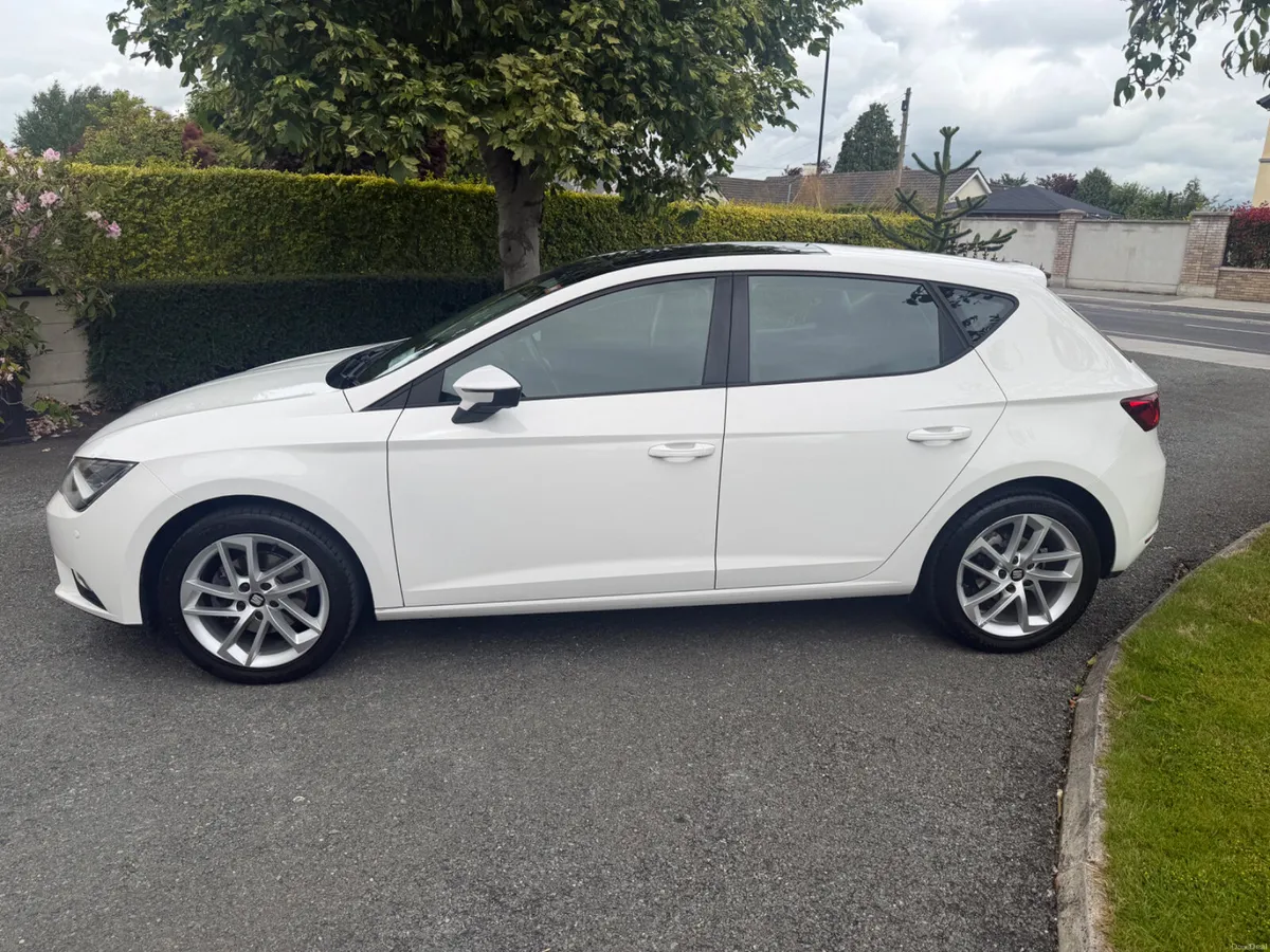 142 SEAT Leon FSH 1 owner only 99 k kilometers - Image 2