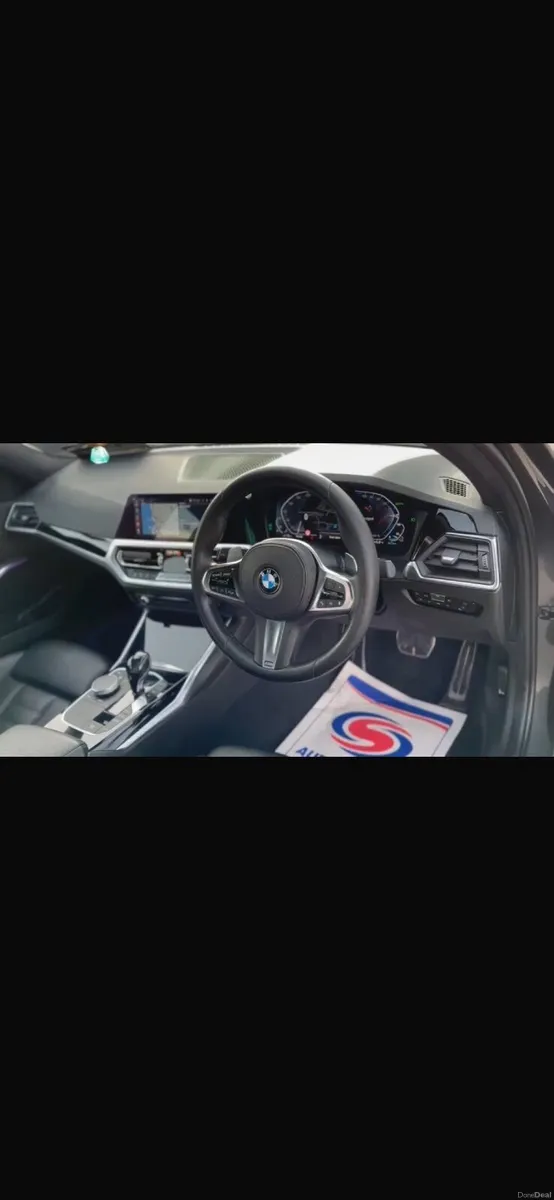 BMW 3-Series 2019 - Image 2