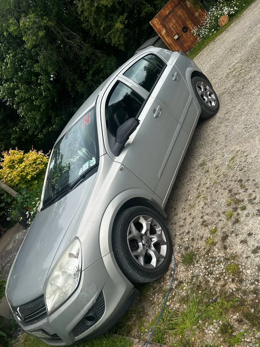 Opel Astra 2008 1.4l petrol - Image 2