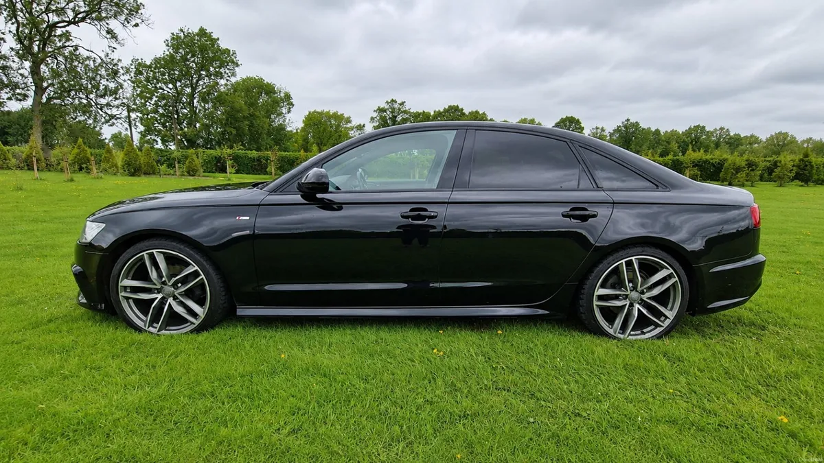 AUDI A6 2.0 TDI BLACK EDITION AUTO