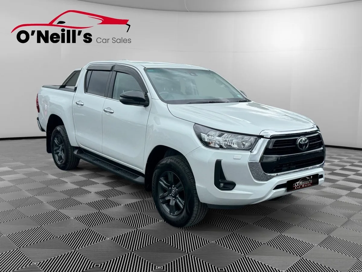 Toyota Hilux 2023 2.8 SR5 D/CAB AUTO 4DR #291 - Image 1