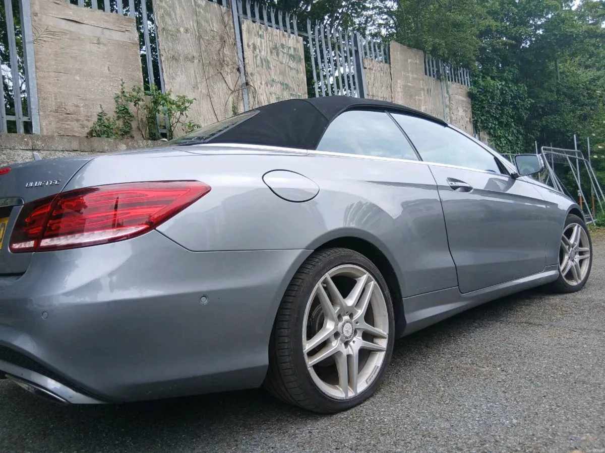 Convertible E-class Mercedes diesel north of Irela - Image 4