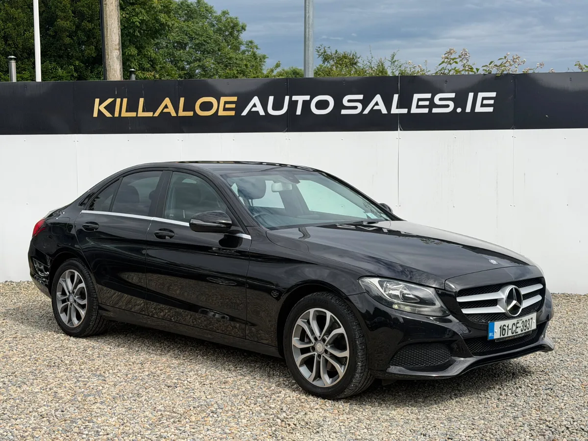 2016 Mercedes-Benz C-Class C220D 2.1D Automatic - Image 1
