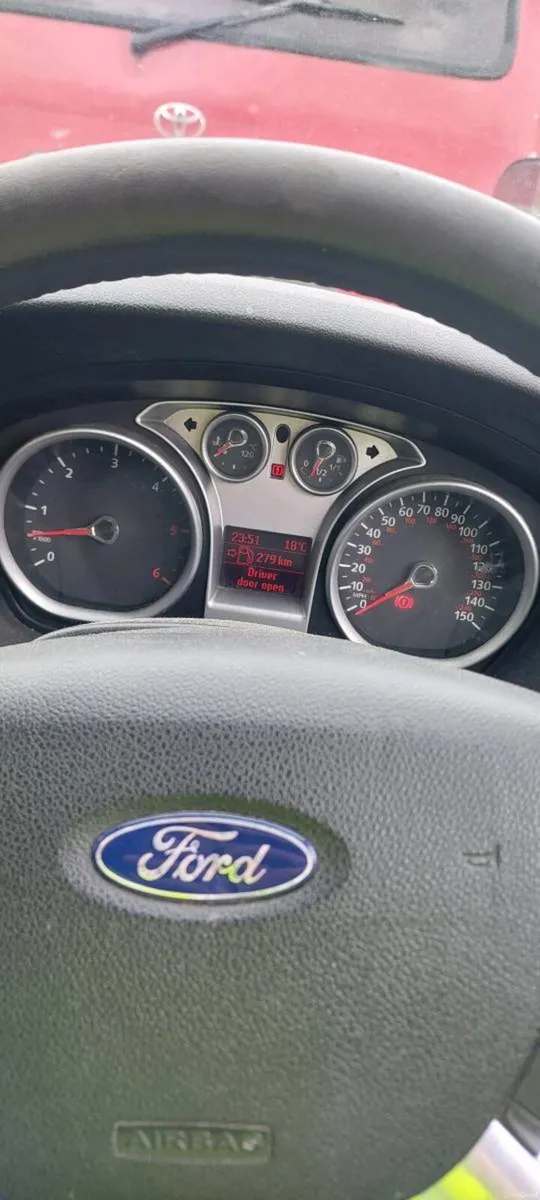 Ford focus titanium - Image 3