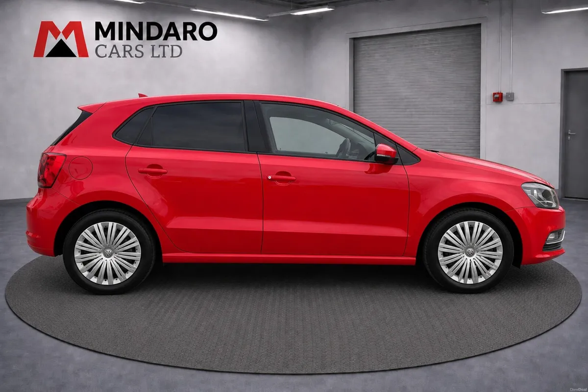 VW POLO//AUTOMATIC//LOW KMS - Image 2