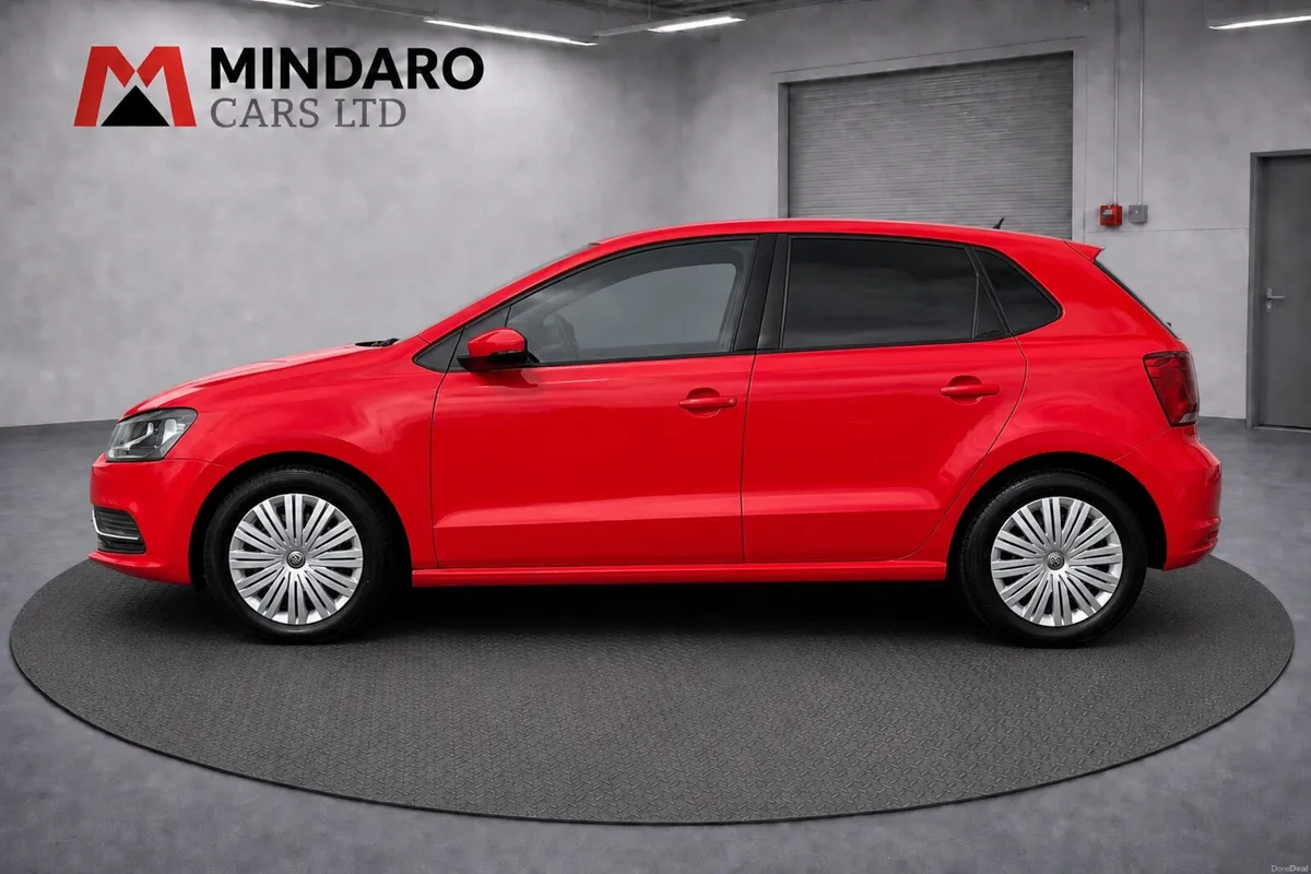 VW POLO//AUTOMATIC//LOW KMS - Image 4