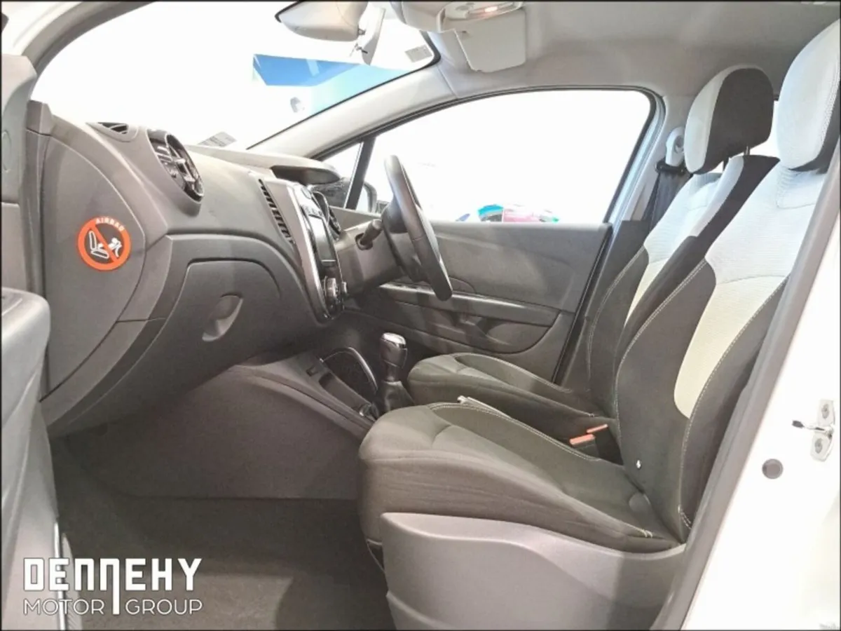 Renault Captur  0.9 TCe 90 ICONIC €68 P/W - Image 5
