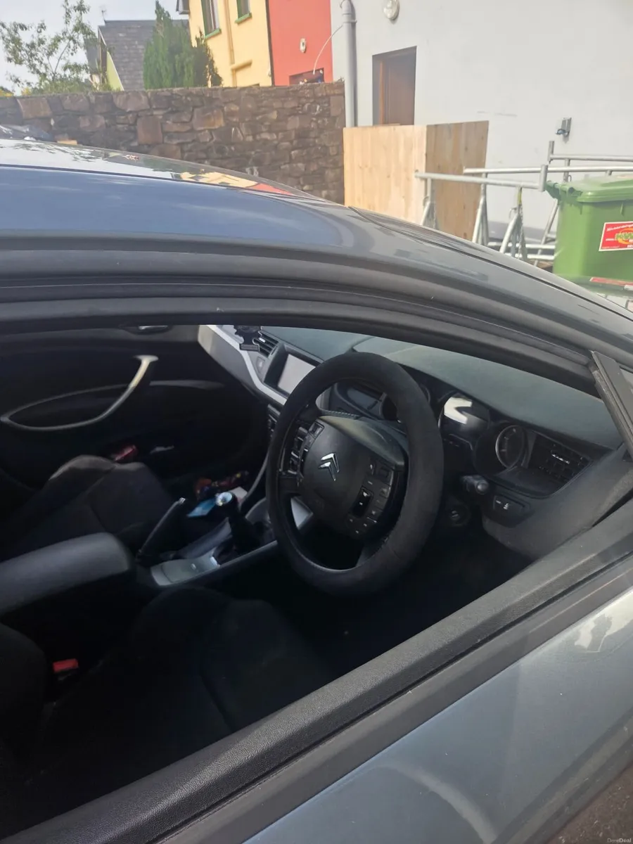 Citroen C5 2012 - Image 1