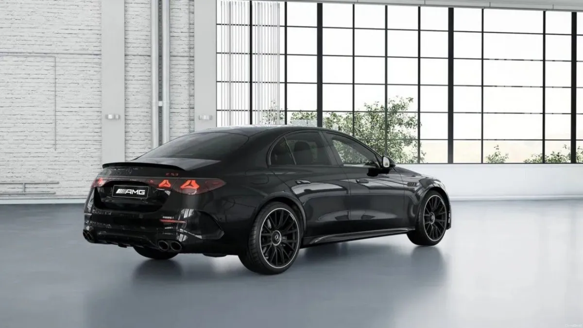 Mercedes-Benz AMG E53 AMG HYBRID 4MATIC - Image 3