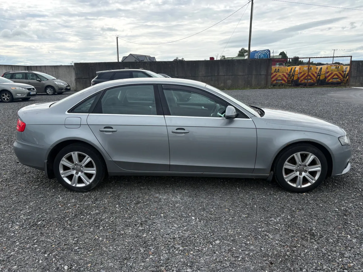 Audi A4 2009 - Image 4