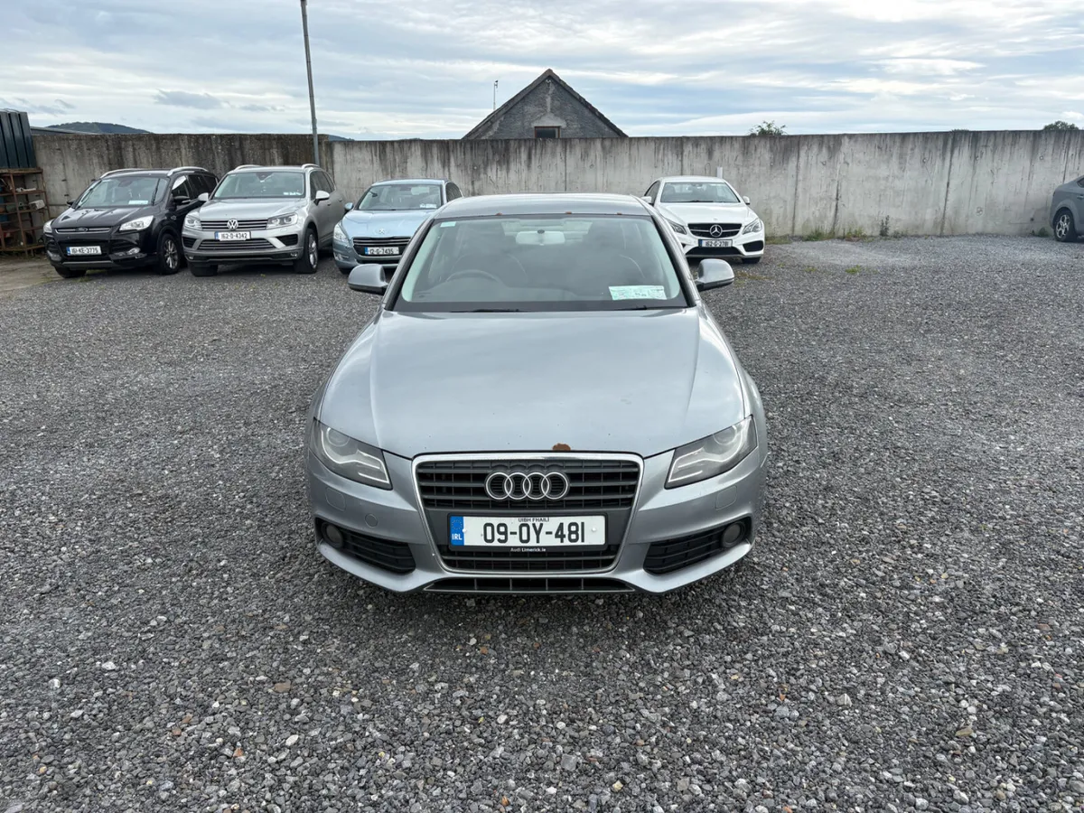 Audi A4 2009 - Image 2