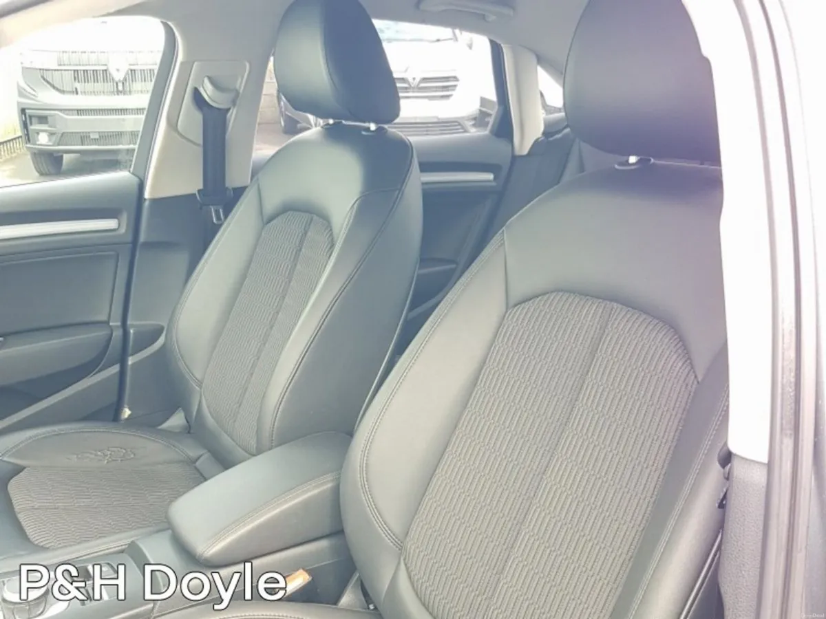 Audi A3 SE AUTOMATIC DIESEL - Image 4