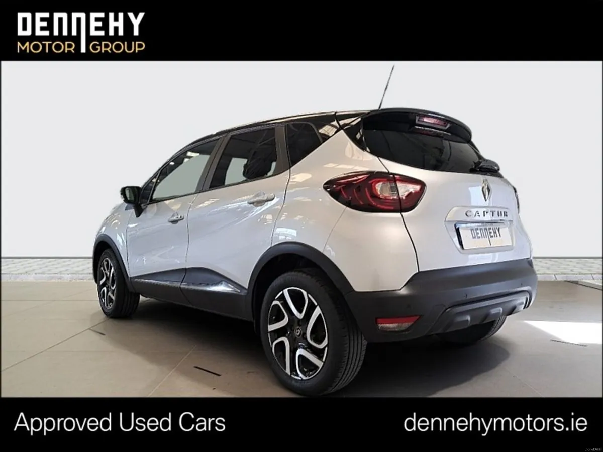Renault Captur   0.9 TCe 90 ICONIC - Image 4