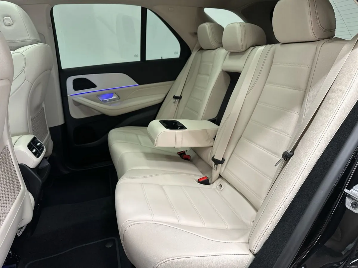 Mercedes-Benz GLE GLE350 DE 4Matic AMG Exterior Li - Image 4