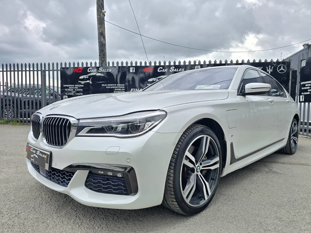 BMW 7-Series 2017 - Image 4