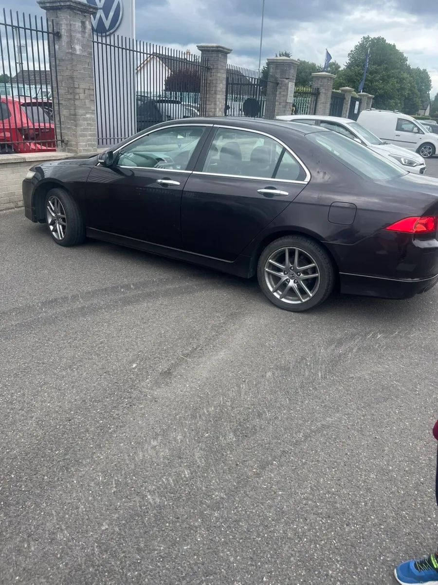 Honda accord - Image 1