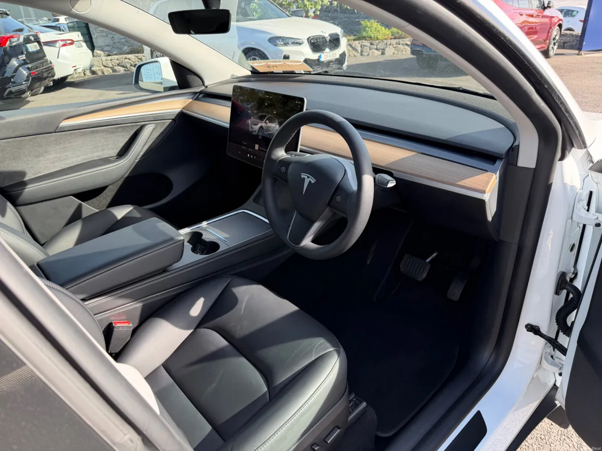 Model Y - Long Range - Dual Motor - Image 5