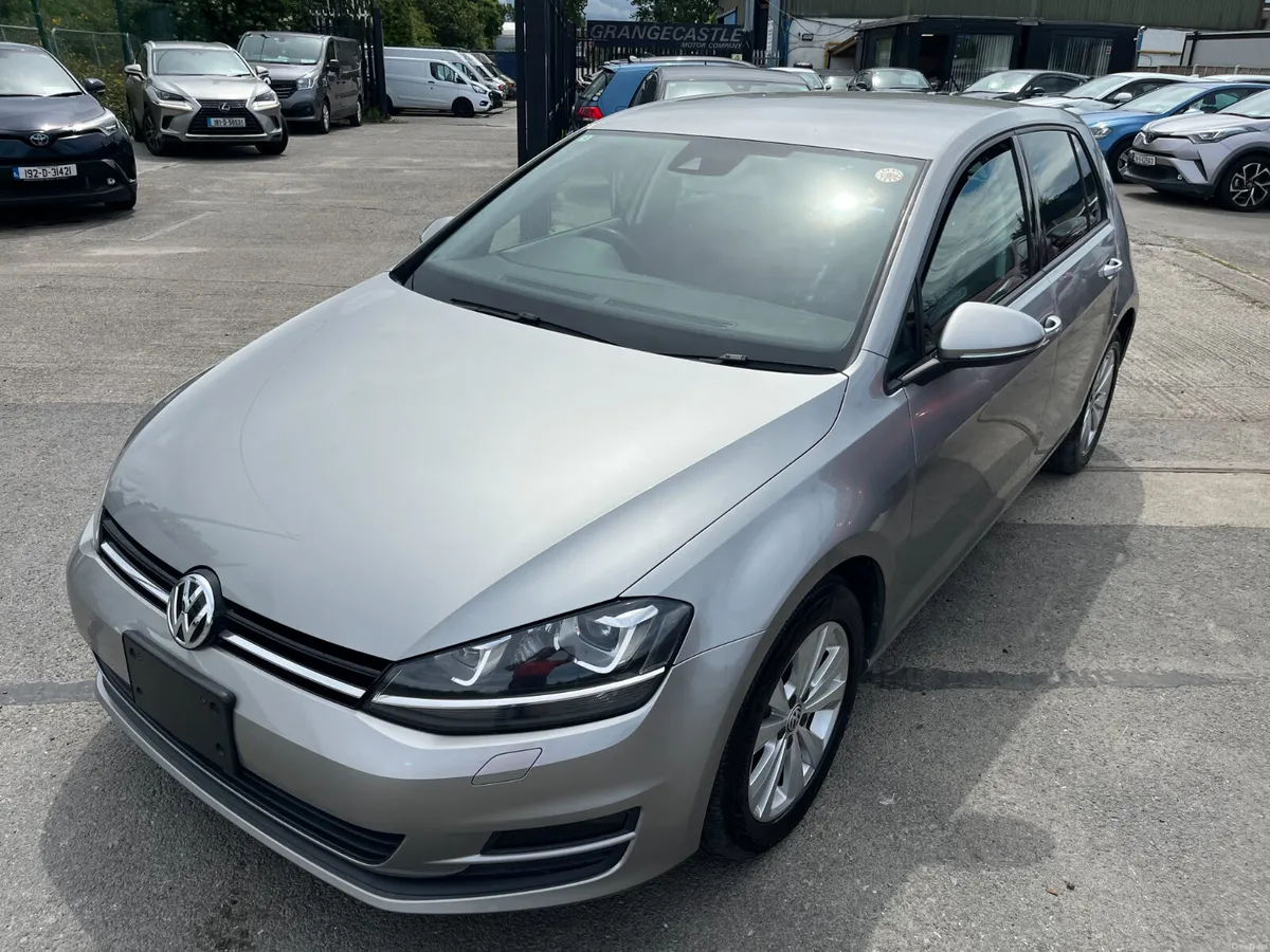 VOLKSWAGEN GOLF 2016, 1.2 TSI 5DR AUTO LOW KM - Image 3