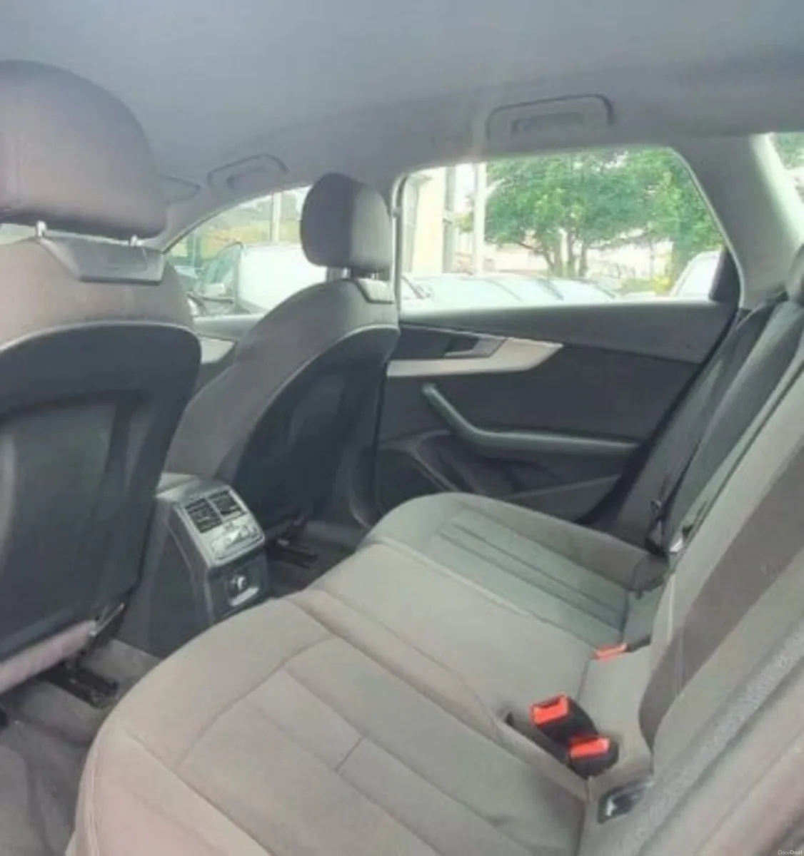 Audi A4 SE ULTRA 2016 - Image 2