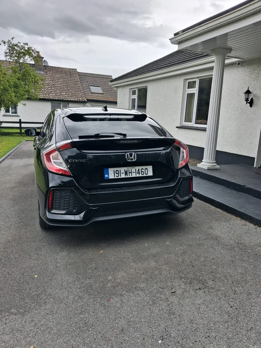Honda civic - Image 2