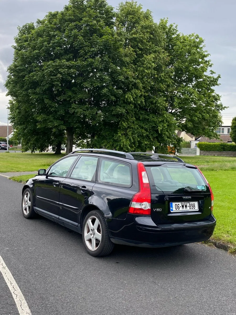 2006 Volvo V50 Tax + NCT - Image 4