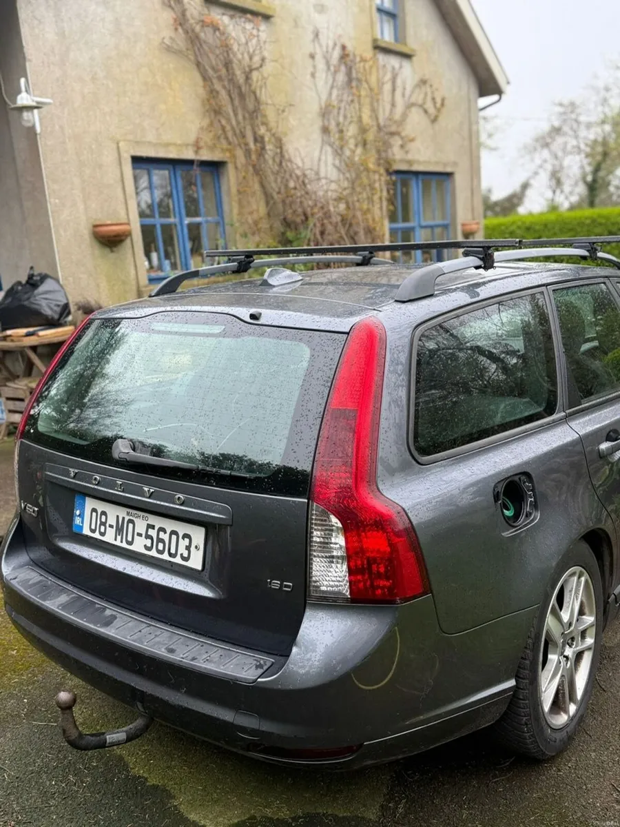 Volvo V50 1.6D SE 05DR, 2008 €1950 ONO - Image 2