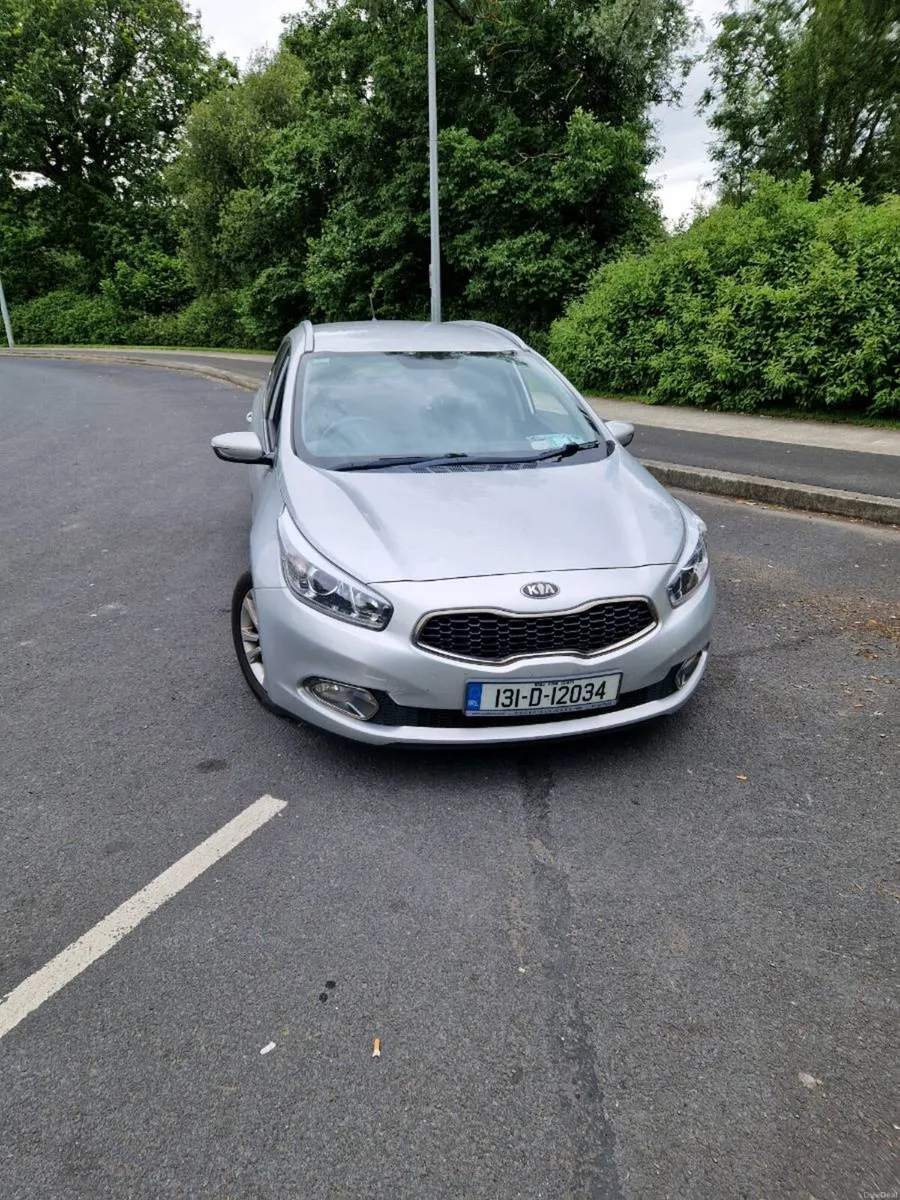 IMMACULATE KIA CEED - Image 3
