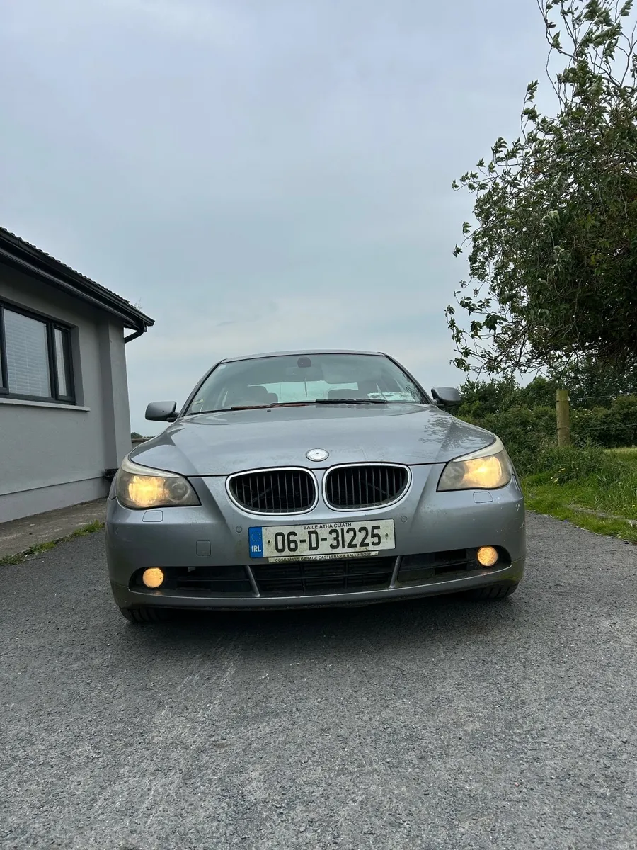 BMW 5-Series 2006 - Image 2
