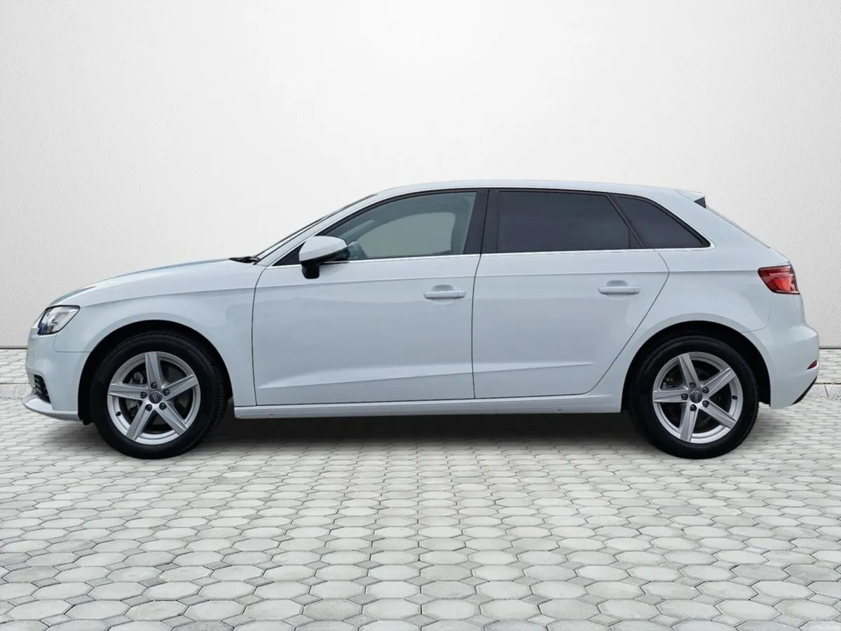 Audi A3 30 TFSI SPORT - Image 5