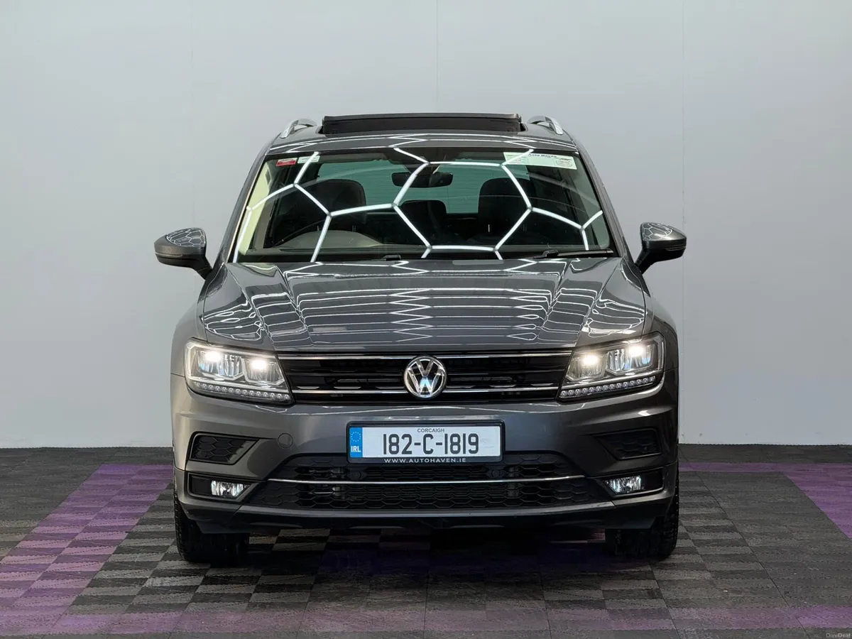 2018 Volkswagen Tiguan 2.0TDI Highline, Automatic - Image 2