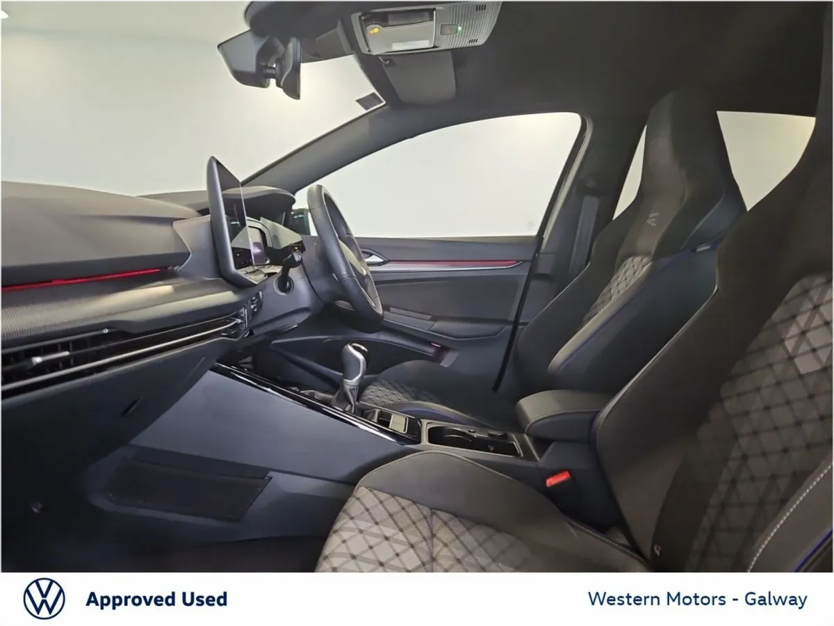 Volkswagen Golf R-Line, 1.5TSI, **Ex Demo**, Savin - Image 4