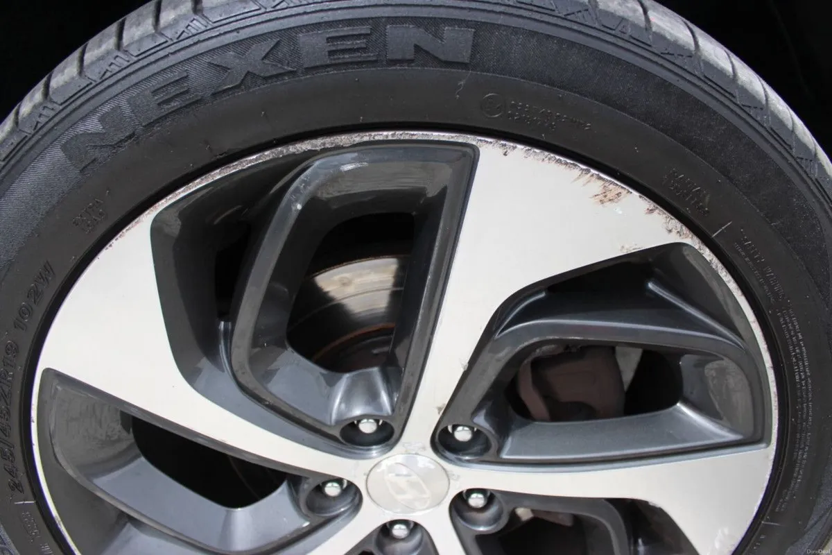 Hyundai Tucson 1.7 D Executive SE - TENDER 17 - Image 3