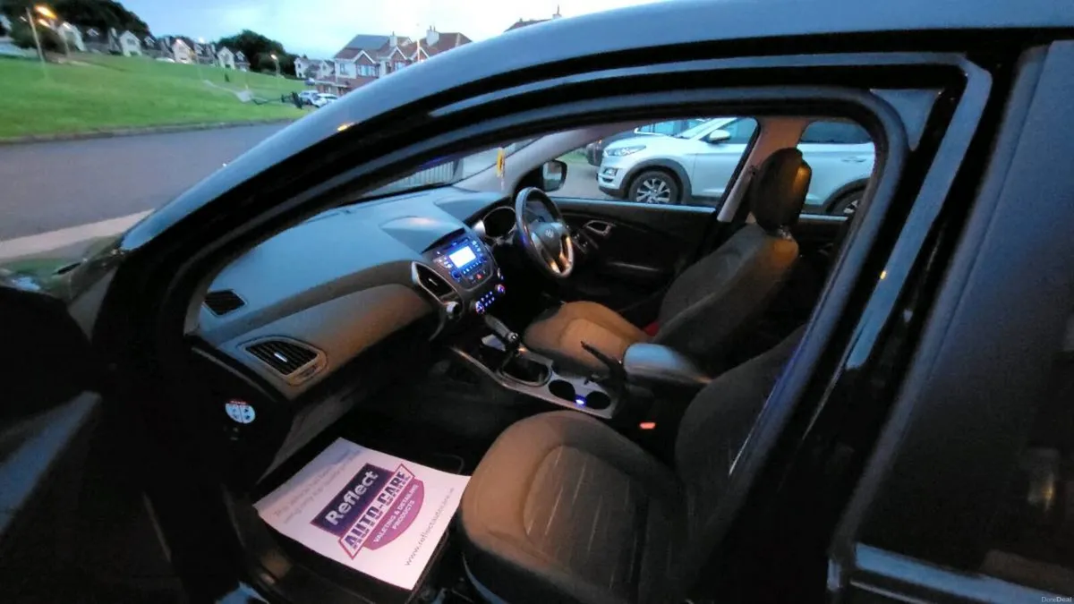 Hyundai ix35 - Image 2